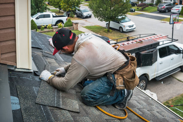 Professional Roofing technician working in Hinckley, IL